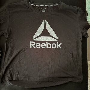 Reebok t shirt. Never worn.